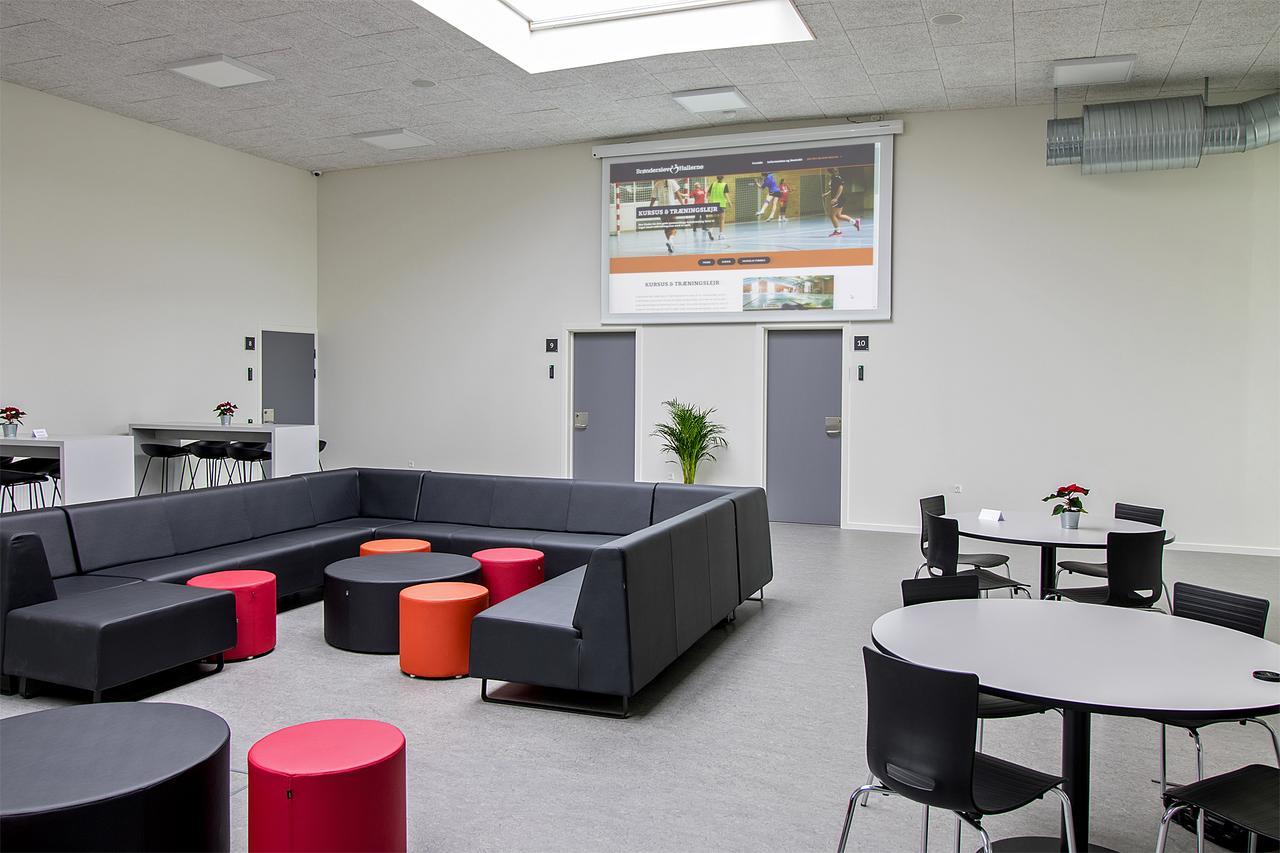 Hostel Brønderslev Екстериор снимка
